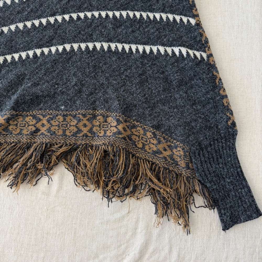 Dainty Hooligan Southwestern Knit Fringe Poncho Sweater Charcoal Gray Boho S/M - Picture 11 of 14